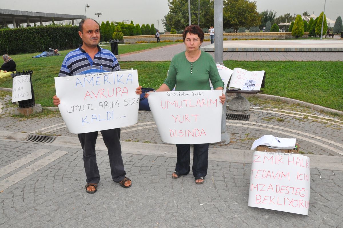 "Çene" Mağduru Kadın ve Eşi, İmza Kampanyası Başlattı
