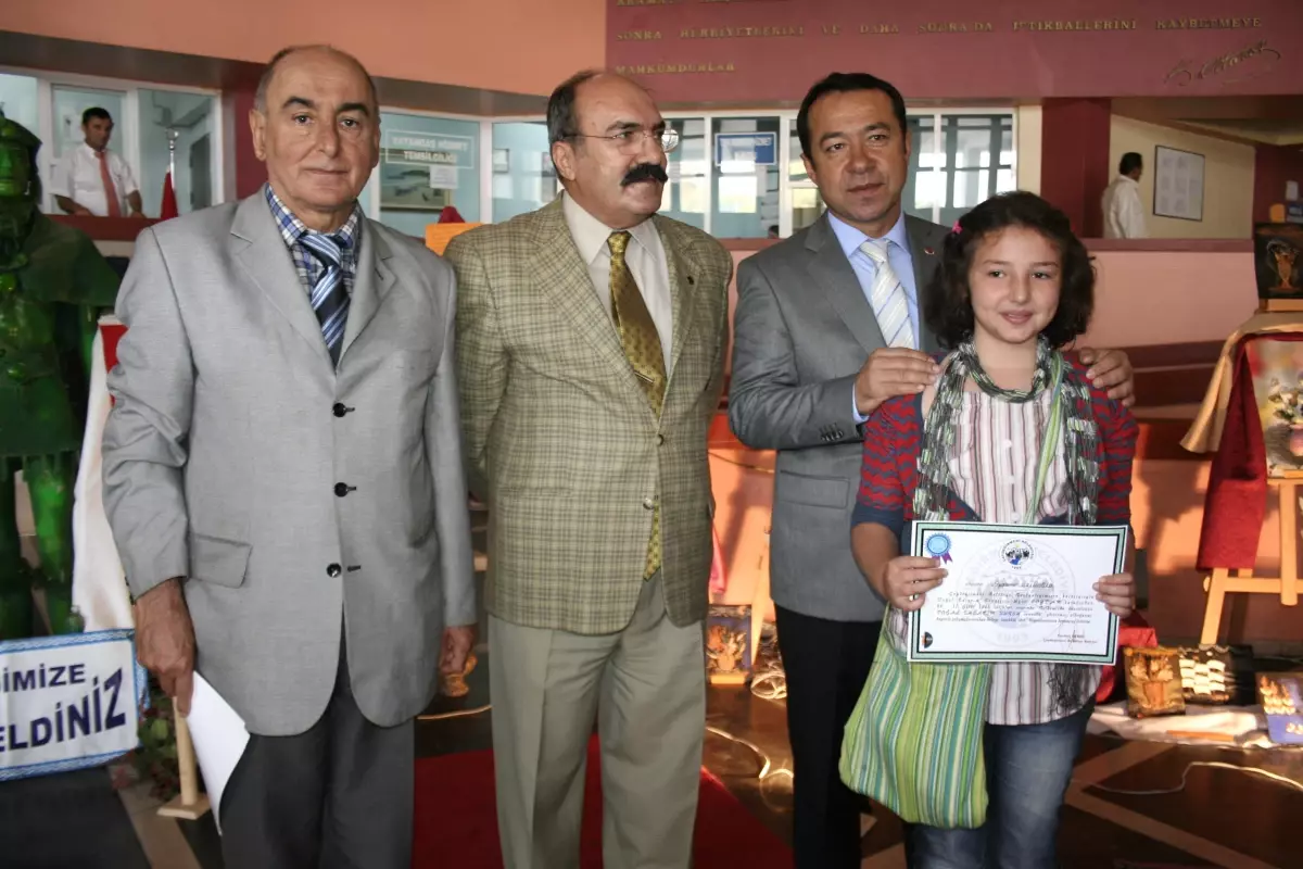 Doğal Tasarım Ürünleri Sergisi Açıldı