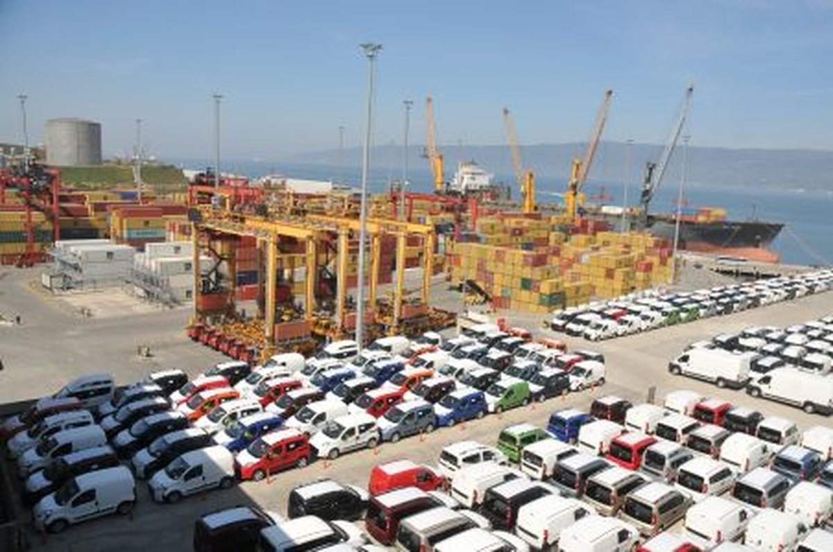 Gemport\'un Yüzde 54 Hissesi Yılport\'un Oldu