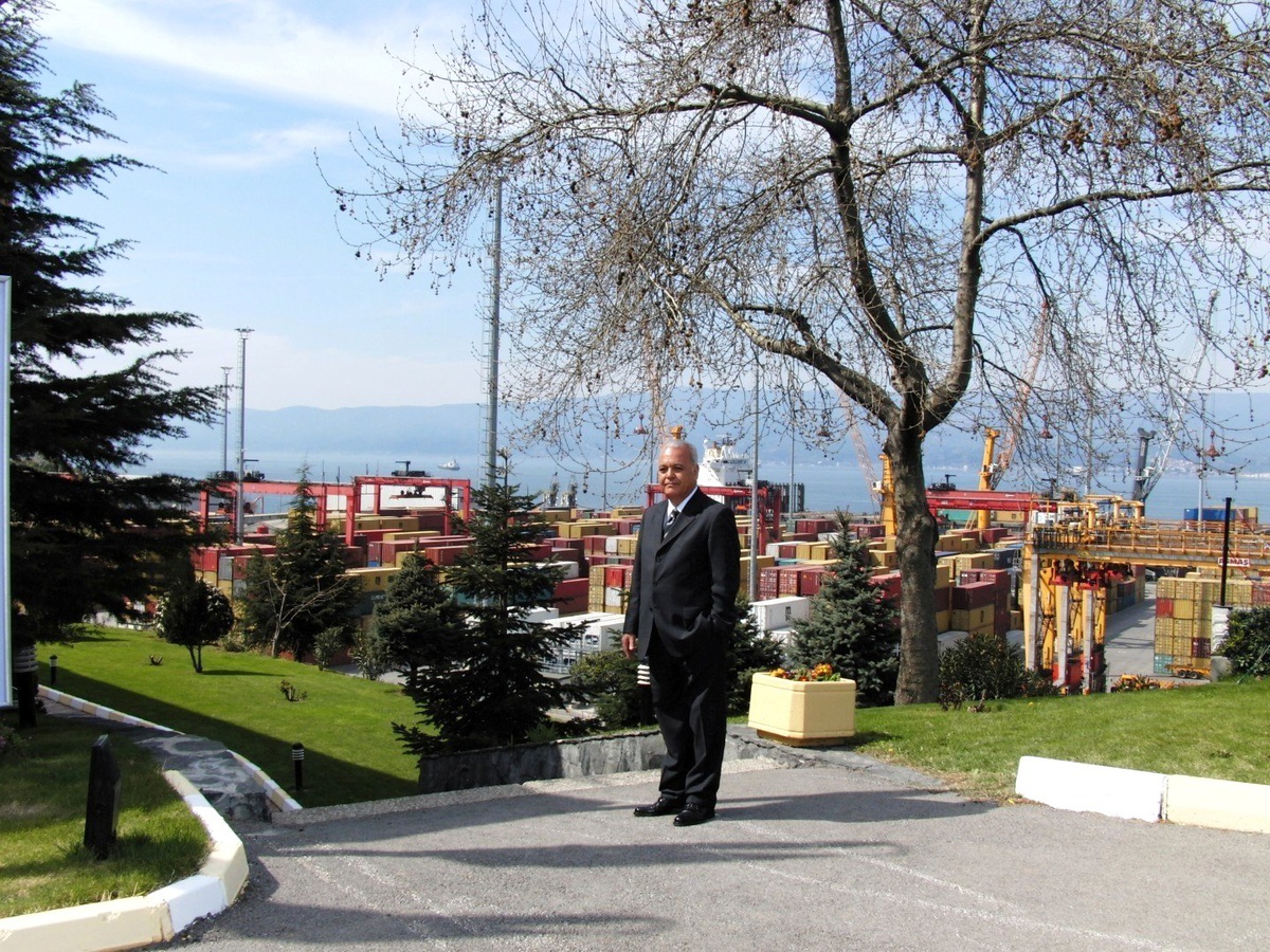 Gemport\'un Yüzde 54 Hissesi Yılport\'un Oldu