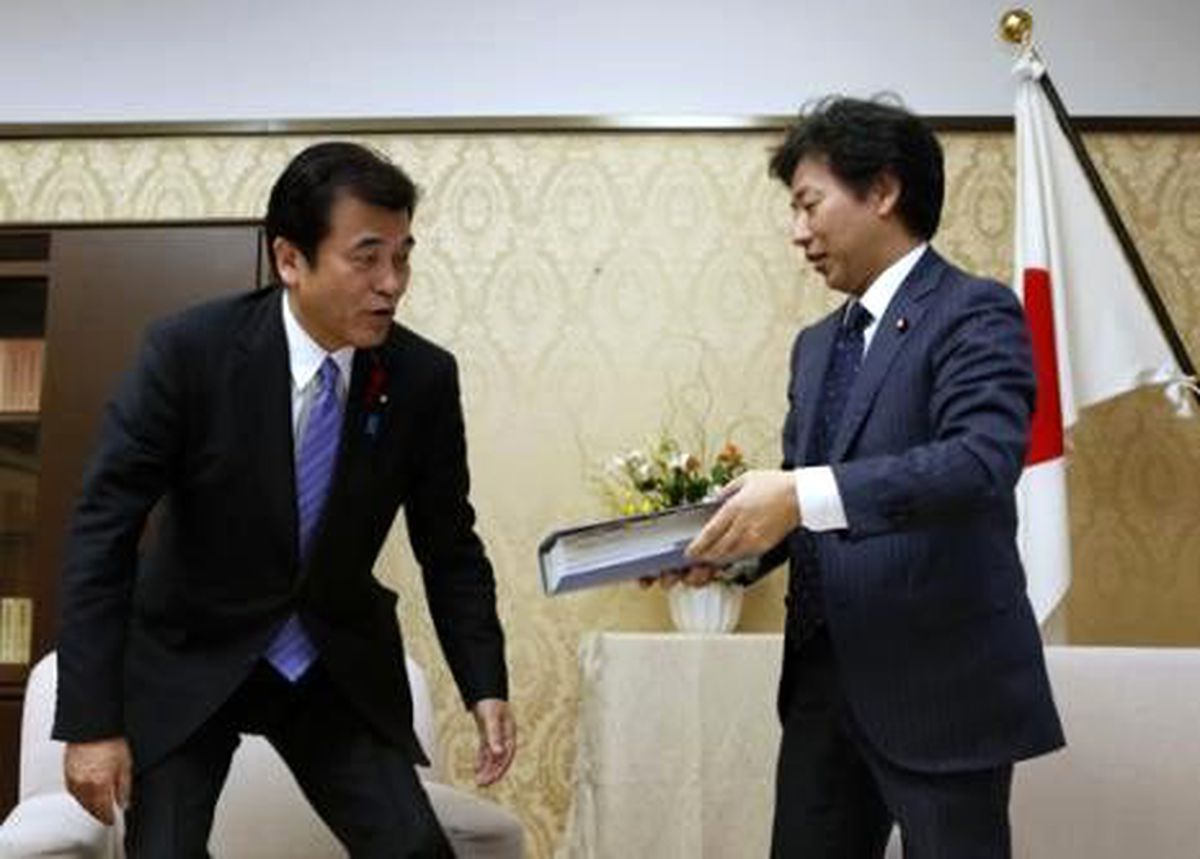 Japonya\'ya Ekonomi Bilmeyen Maliye Bakanı