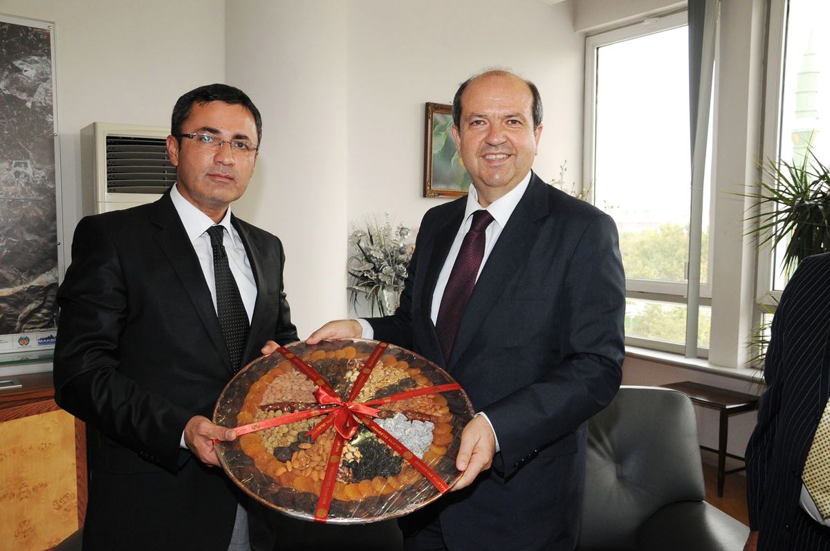 Kıbrıs Maliye Bakanı\'ndan, Başbakan Erdoğan\'a Övgü