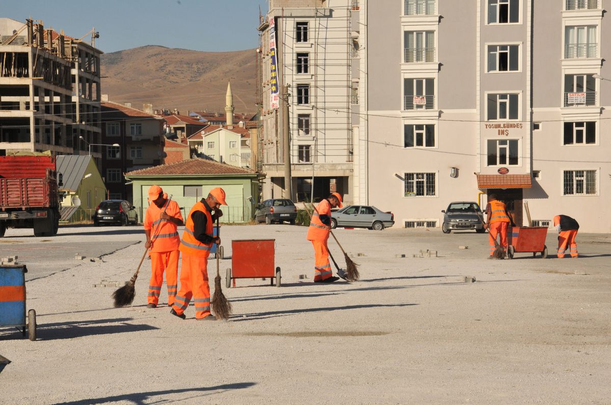 Mahalle Mıntıka Temizlikleri Devam Ediyor