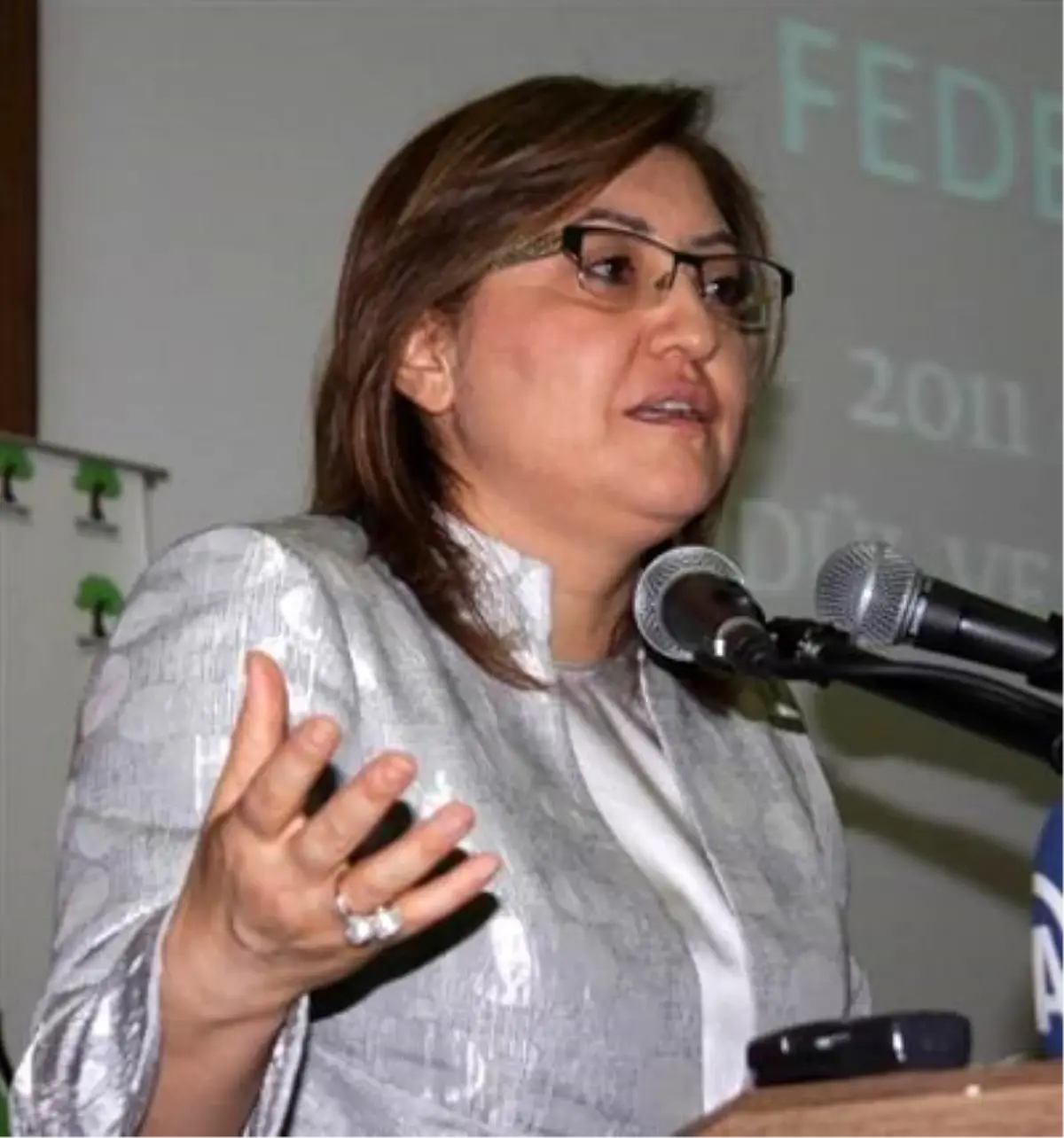 Bakan Şahin, Yaşlı Yaşam Merkezi Açtı