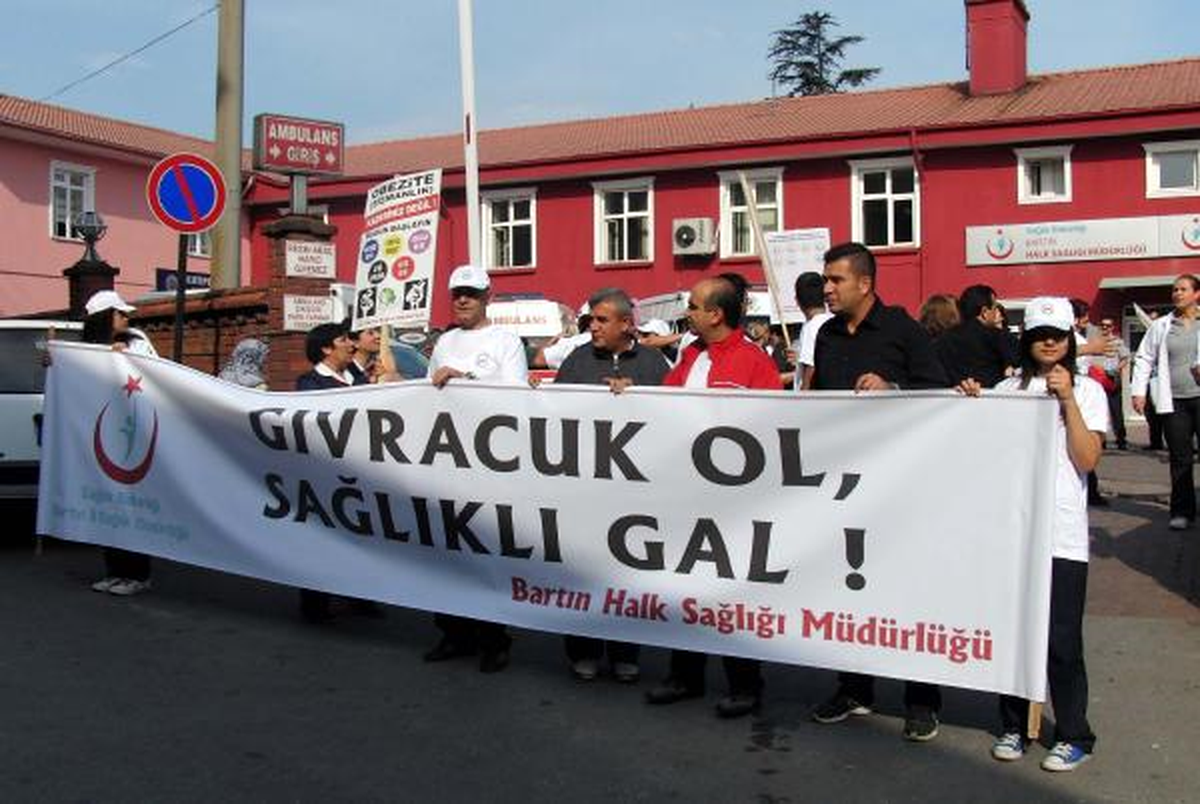 Bartın\'da \'Gıvracuk Ol, Sağlıklı Gal\' Yürüyüşü