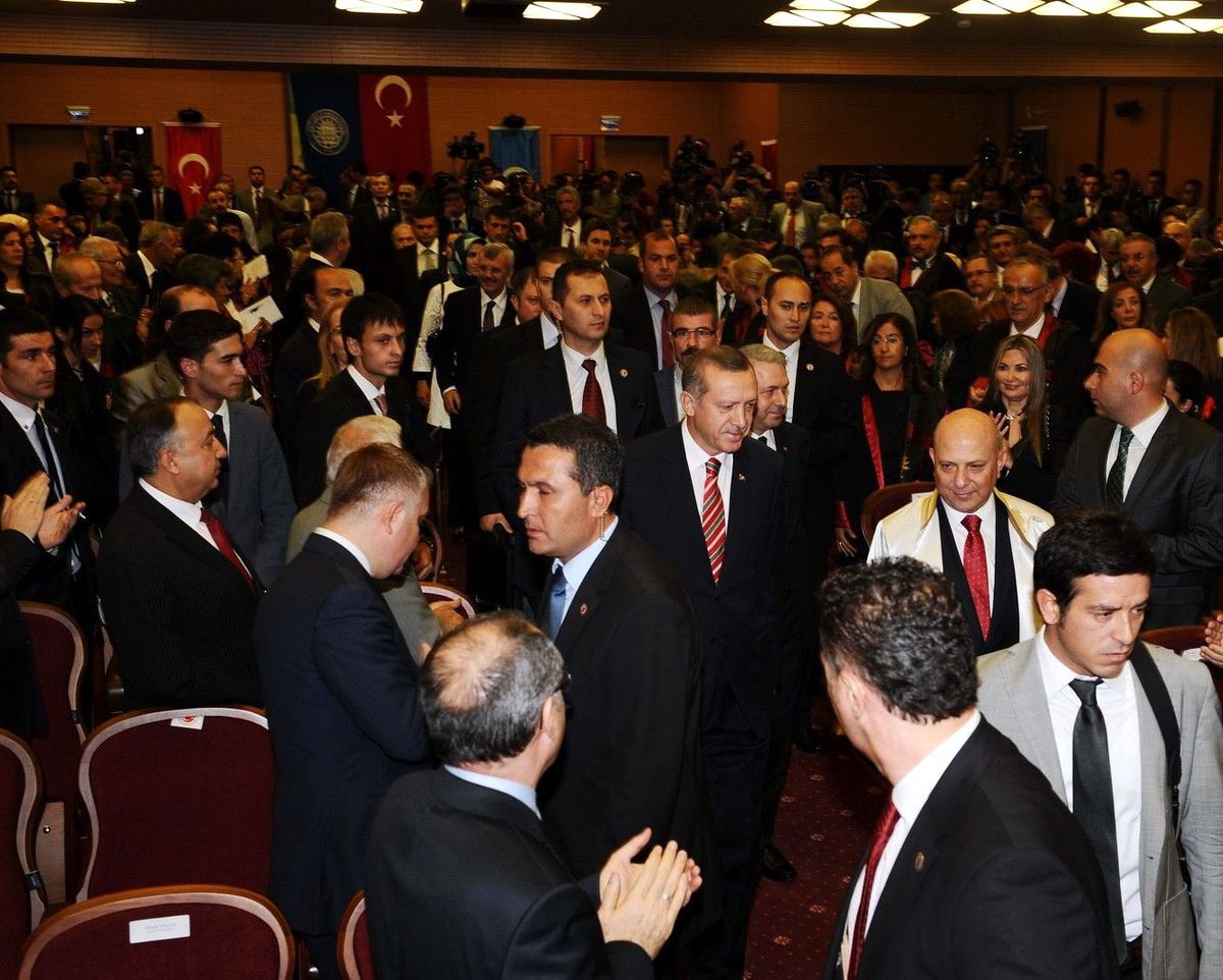 Başbakan Erdoğan\'a Üniversite Açılışında Olağanüstü Koruma