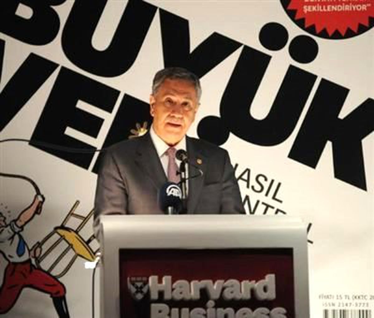 Arınç, Harvard Business Review\'in Tanıtımına Katıldı