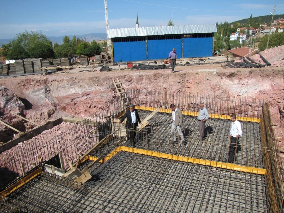 Başkan Çalışkan, Karbasan Su Deposu İnşaatında İncelemelerde Bulundu