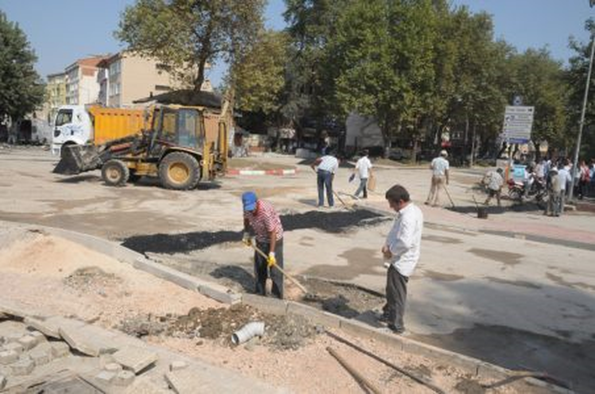 Bursa İnegöl\'de 36 Kavşakta Düzenleme