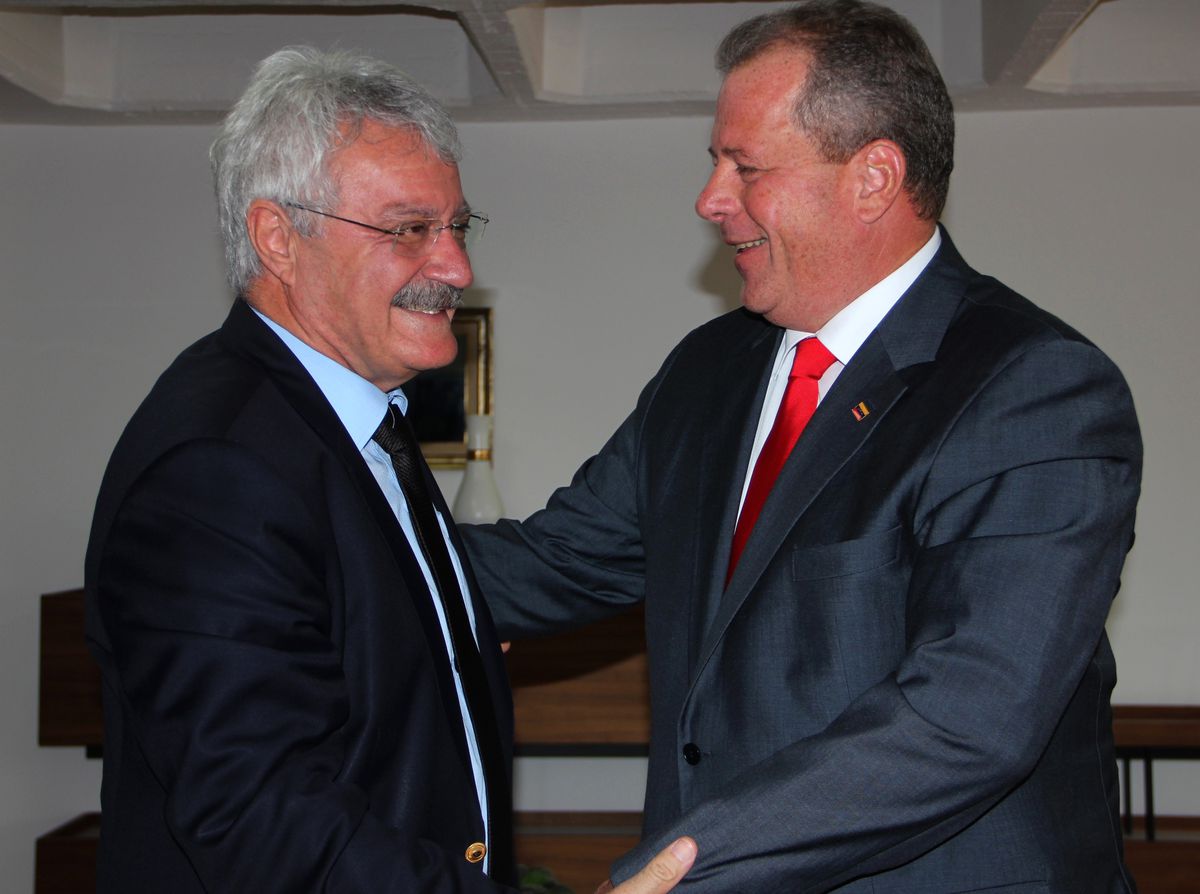 Büyükelçiden Çankaya Belediye Başkanı\'na Ziyareti