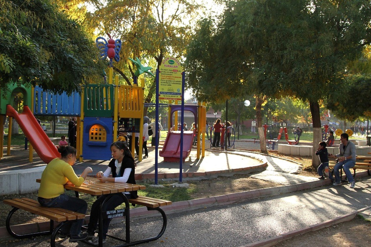 Demir Oyun Grupları Plastikle Değiştiriliyor