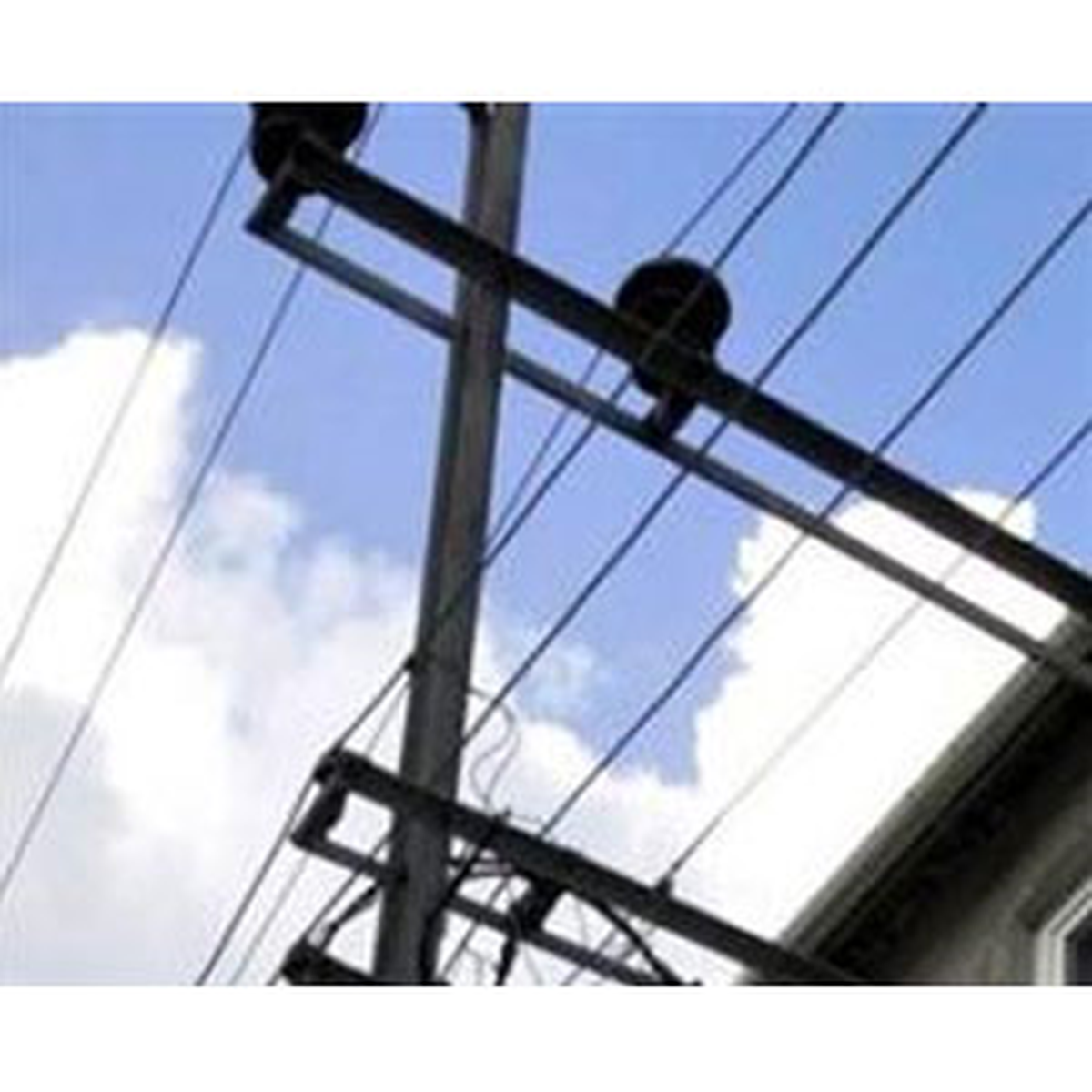 Elektrik Direğinden Düşen İşçi Öldü