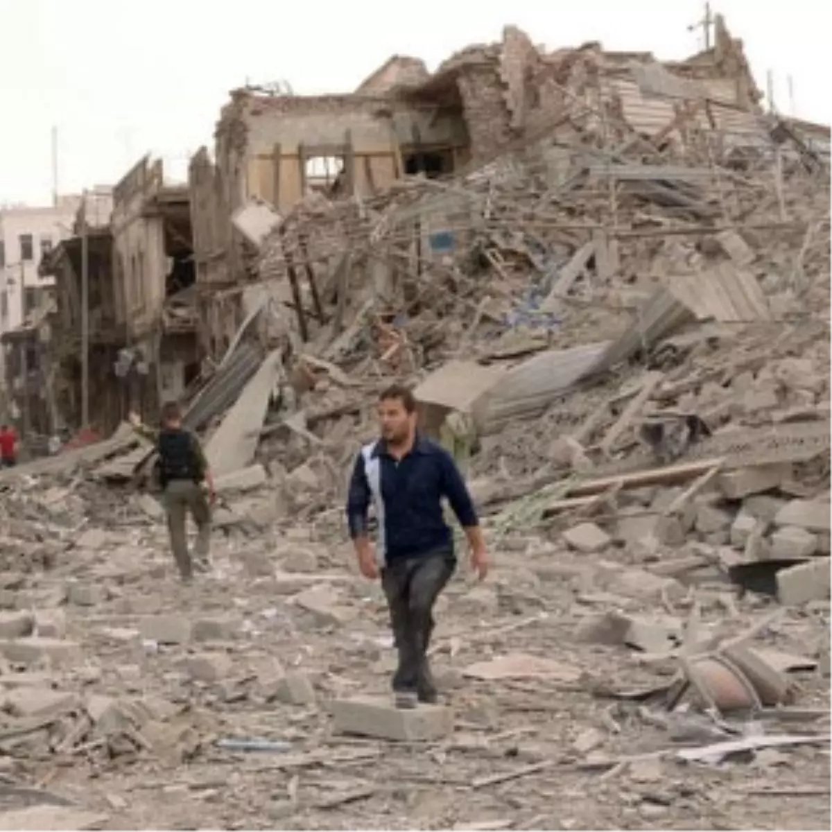 Esed\'e Ağır Darbe: 27 Ölü