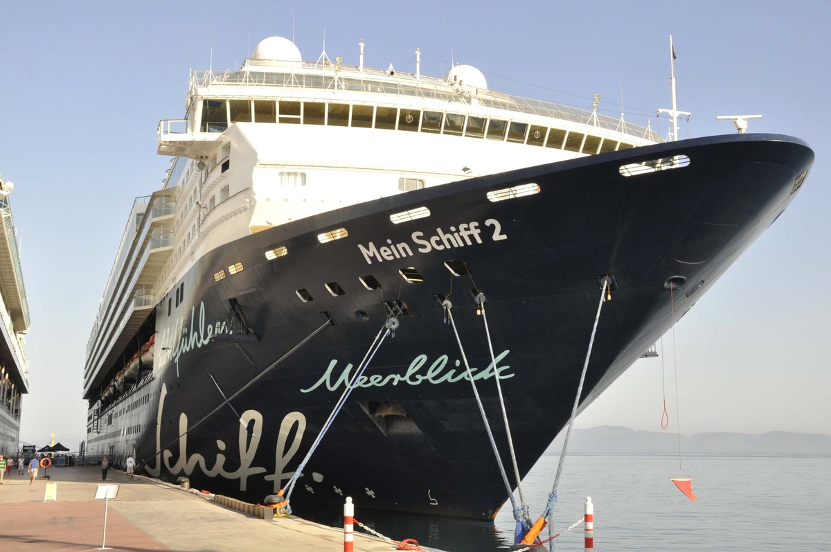 Kuşadası\'na Bir Günde 3 Gemi ile 4786 Turist Geldi