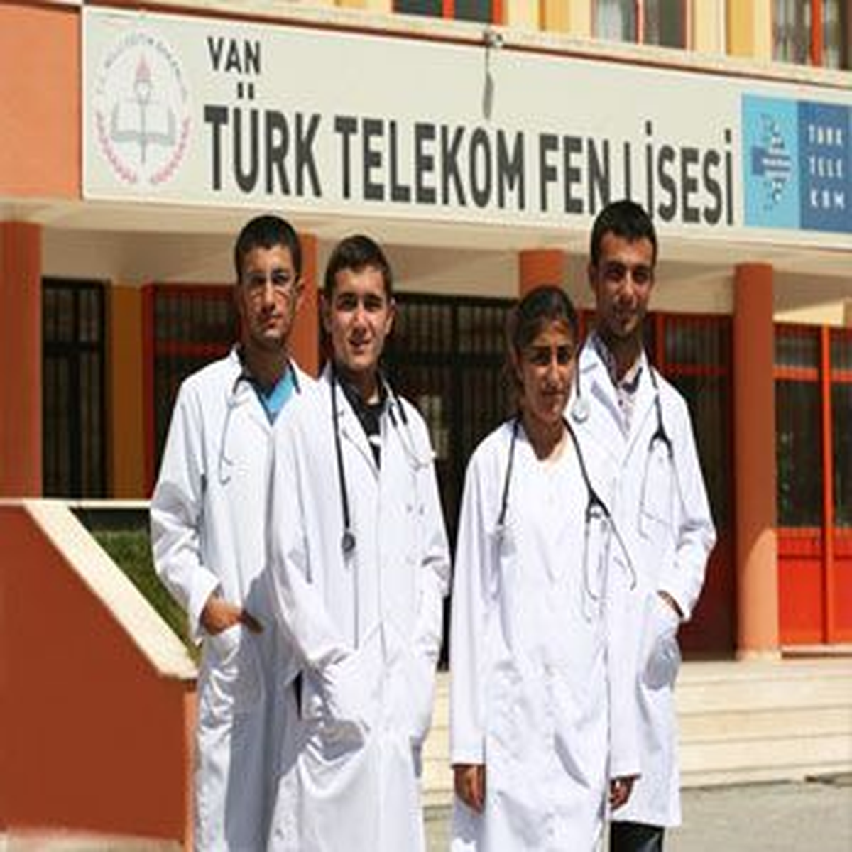 "Türk Telekom Okulları" Mezunları, Üniversiteli Oldu