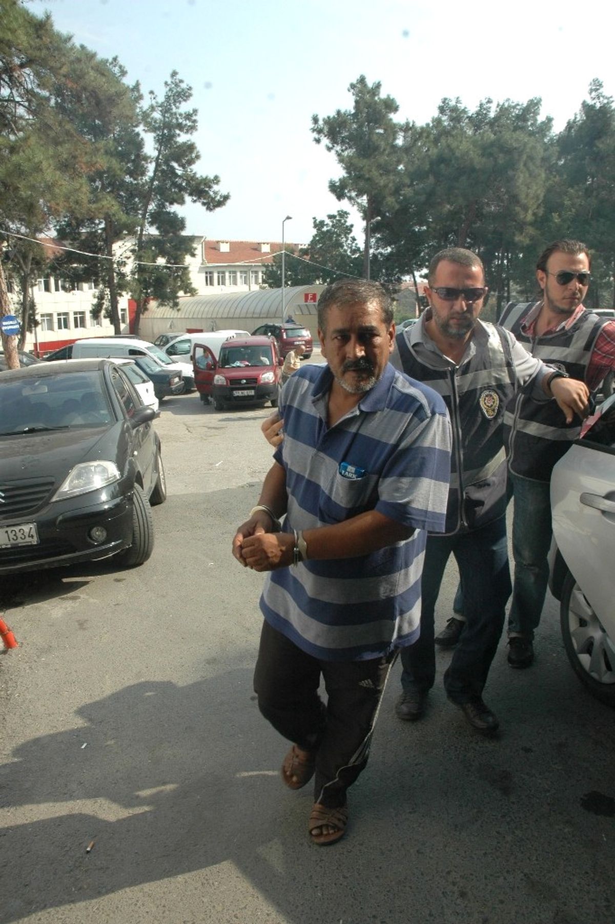 Uyuşturucu Zanlısı Aile Tutuklandı