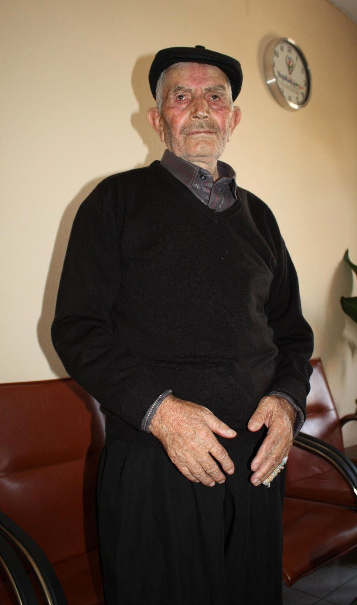 85 Yıldır Kimliksiz Yaşıyor