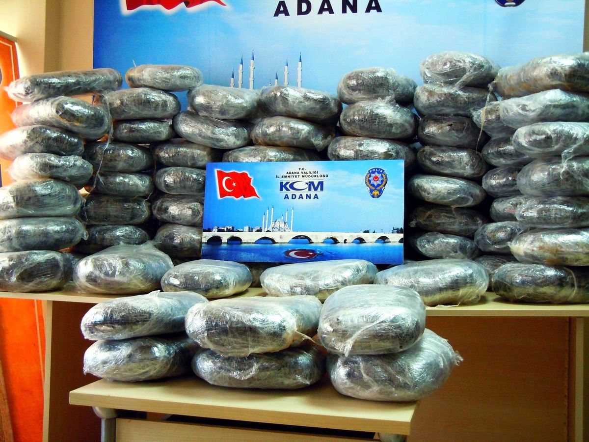 Adana\'da Uyuşturucu Operasyonu