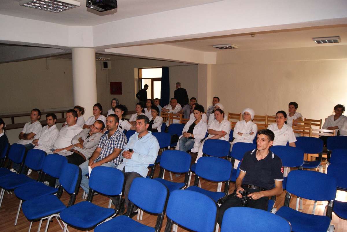 Ağız ve Diş Sağlığı Merkezi Personeline Yangın Semineri