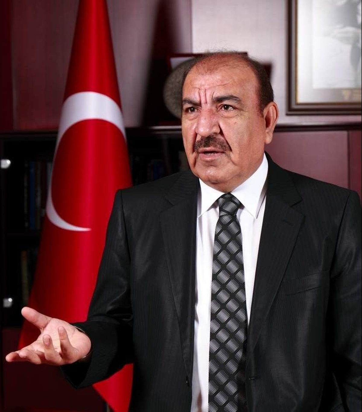 Akçakale\'ye Top Mermisinin Düşmesi