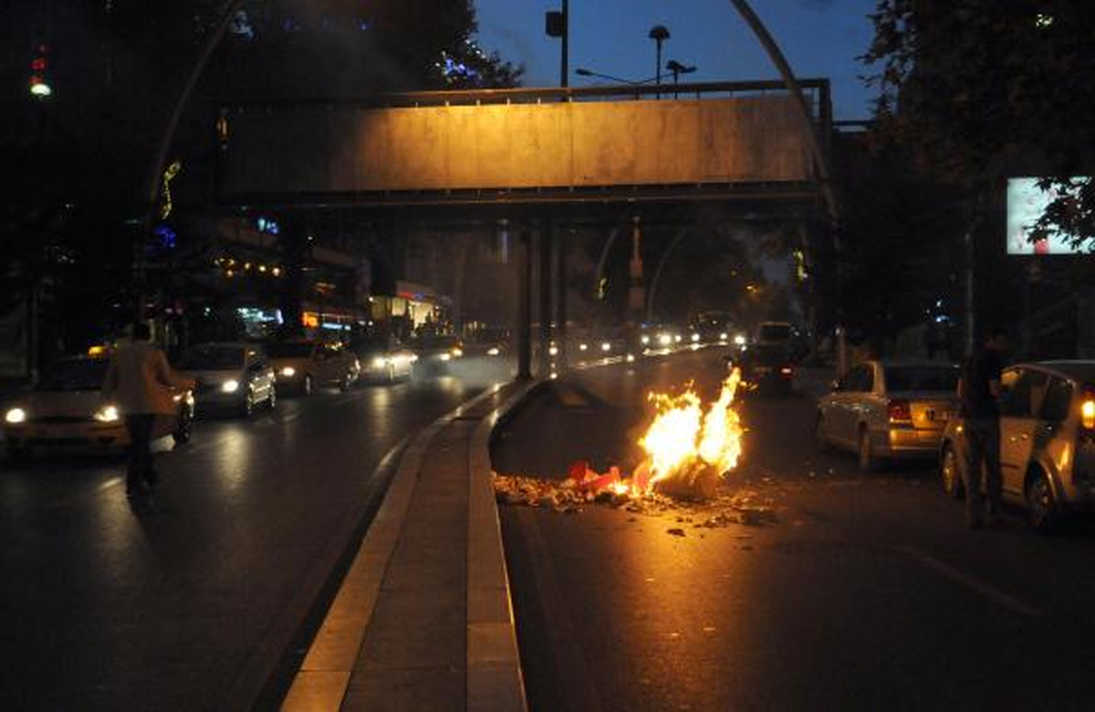 Ankara\'da \'Savaşa Hayır\' Eylemine Polis Müdahale Etti
