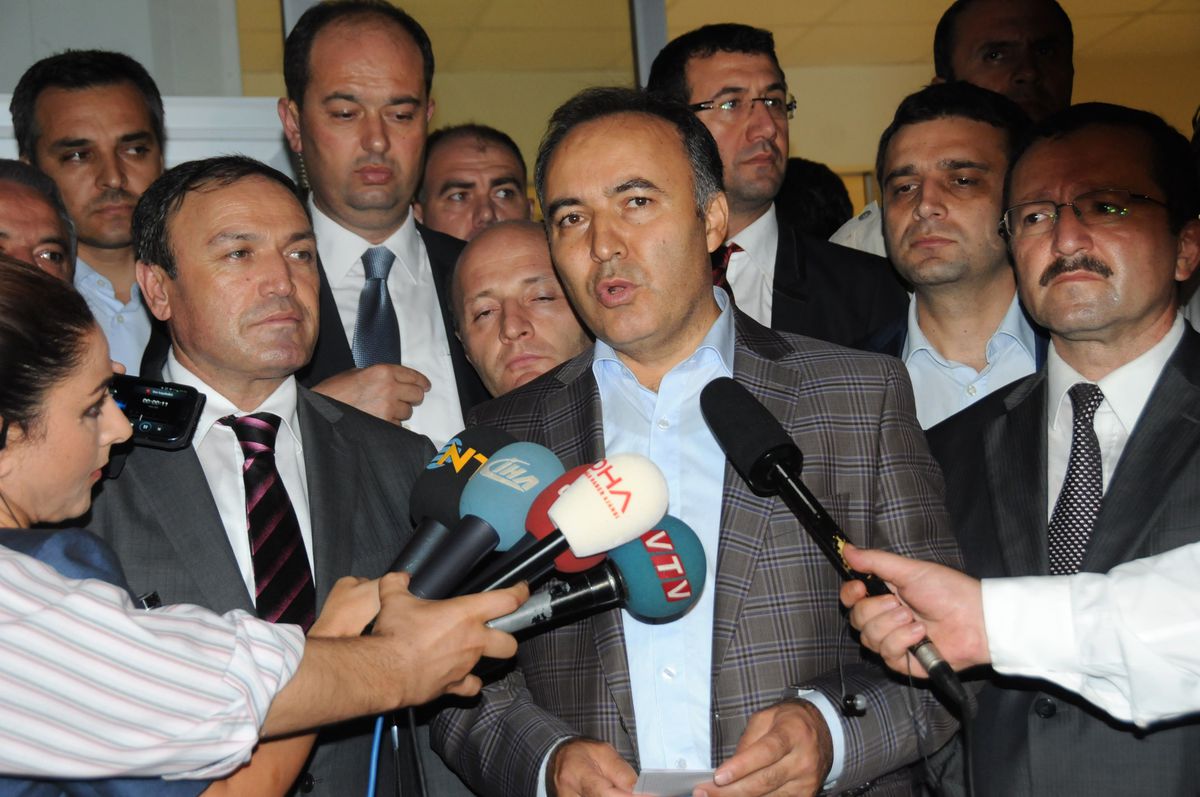 Antalya\'da Polise Silahlı Saldırı