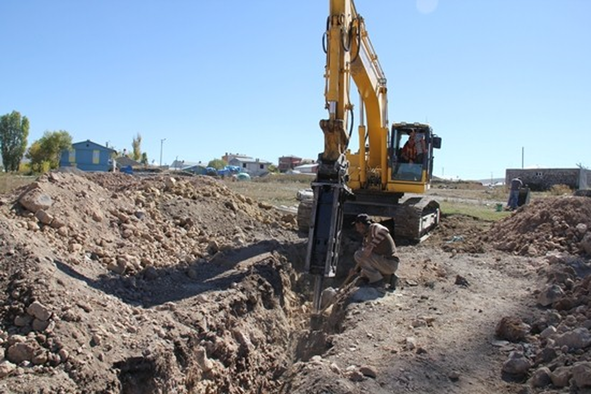 Ardahan\'da Kanalizasyon Çalışmaları Son Hız Devam Ediyor