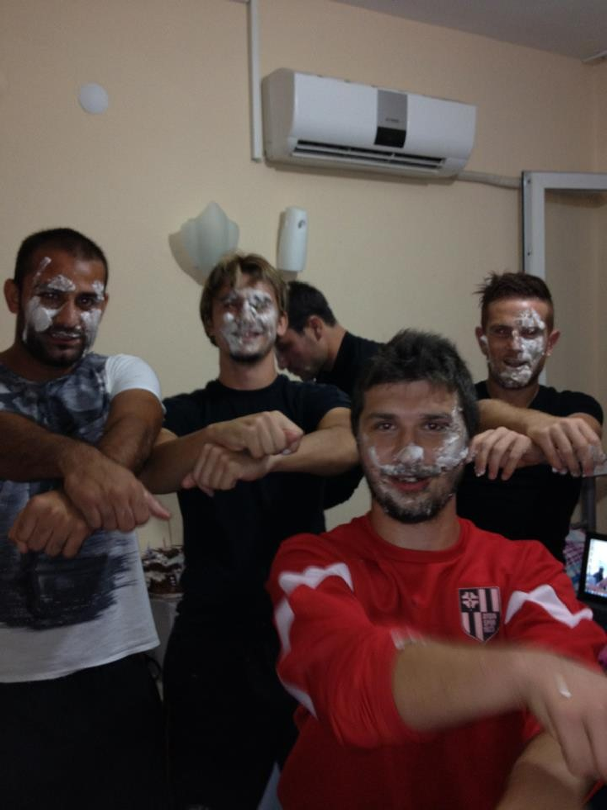 Aydınspor 1923\'te Sürpriz Doğum Günü