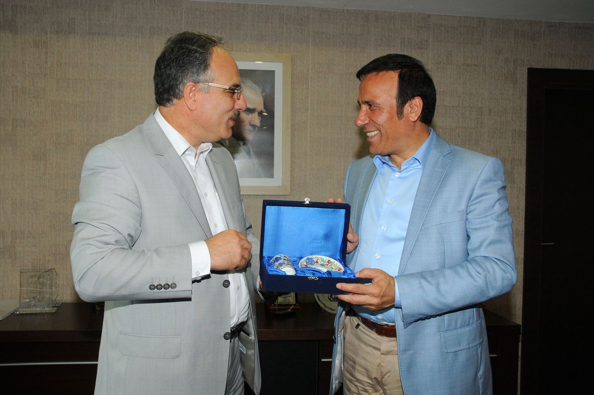 Başkan Genç\'in "Üniversiteler Şehri" Hedefi