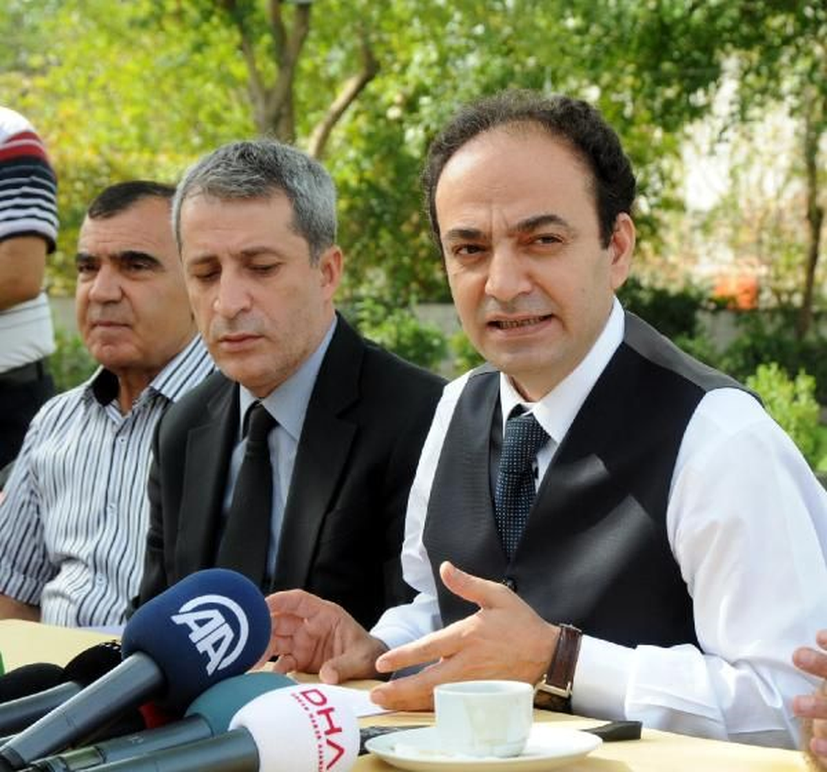Baydemir\'den Tezkere Yorumu
