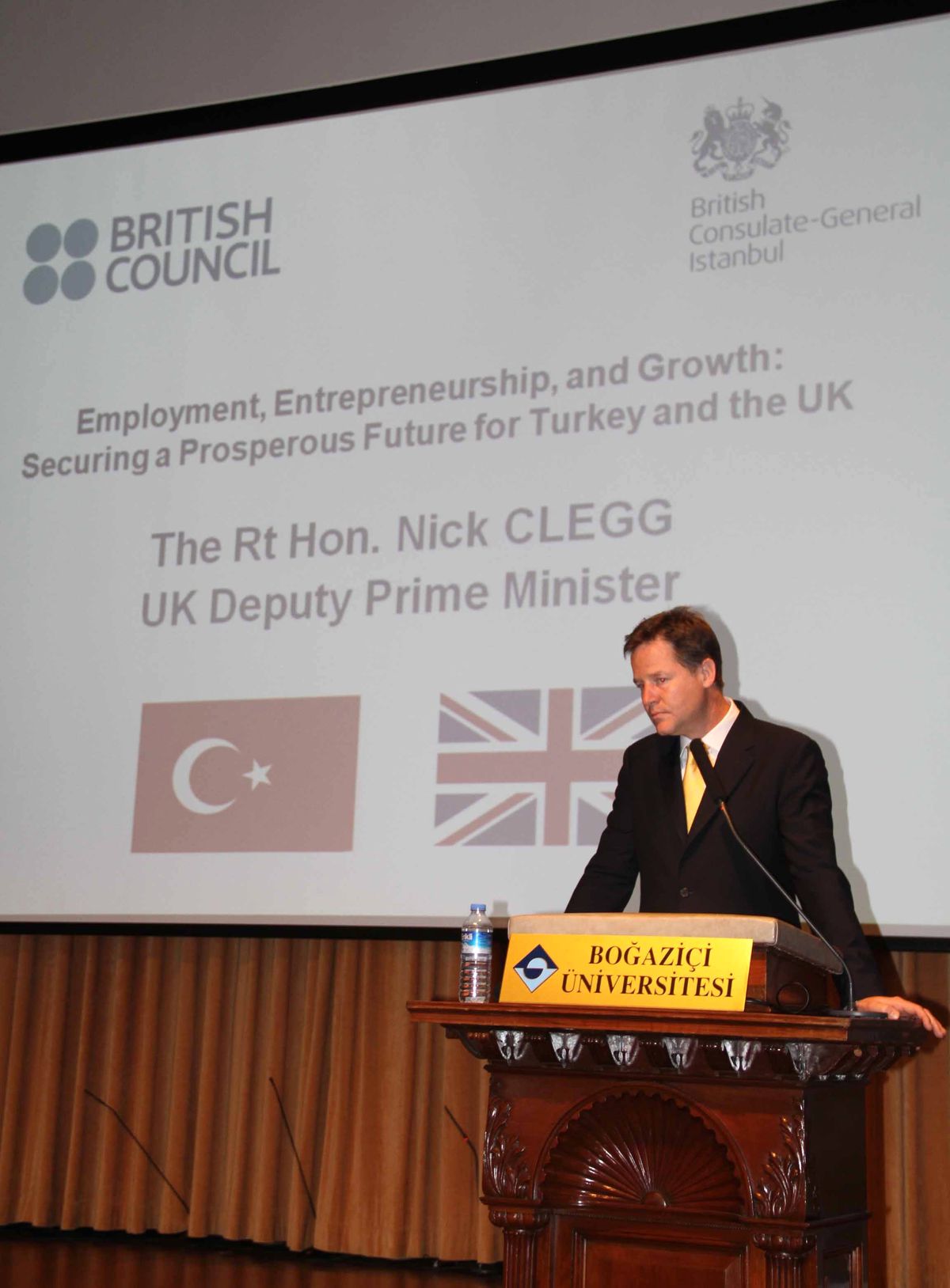 Clegg: Türkiye\'nin Askeri Harekatını Destekliyoruz