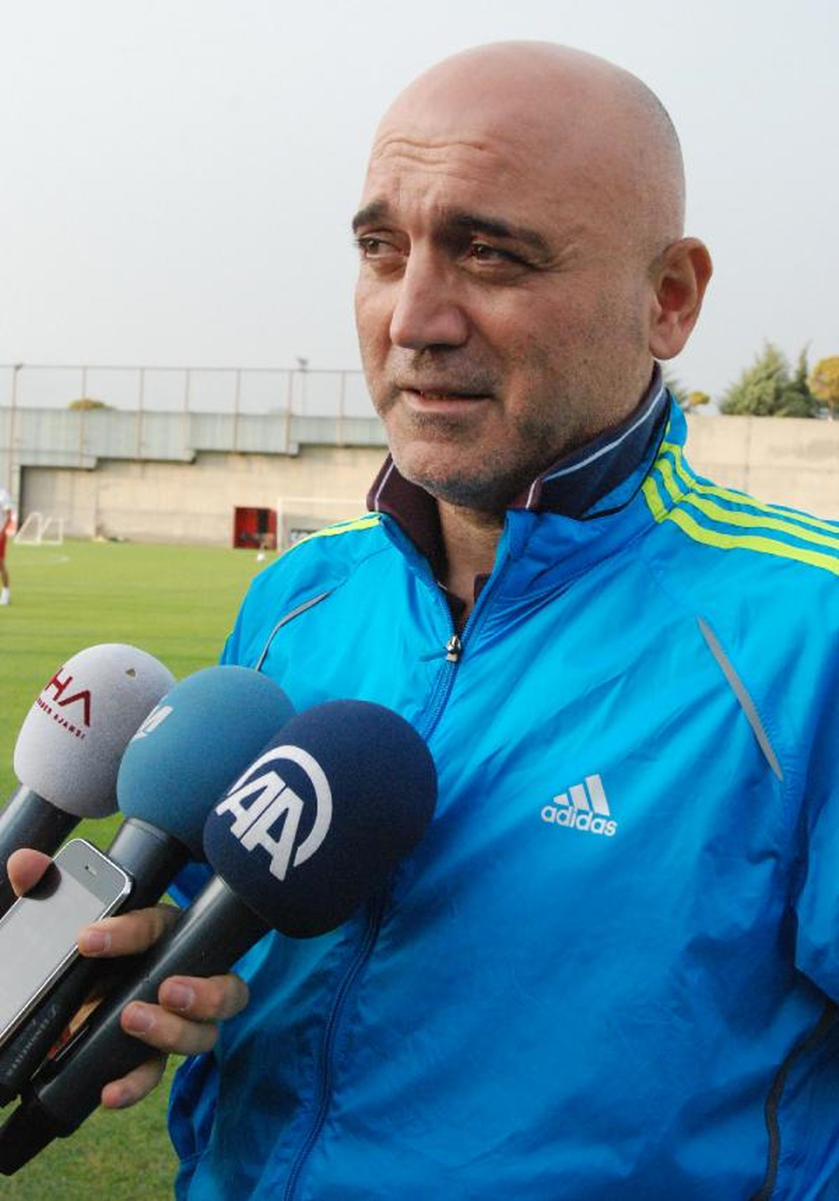 Gaziantepspor Teknik Direktörü Karaman: Antalyaspor\'u Yenip Yolumuza Devam Etmek İstiyoruz