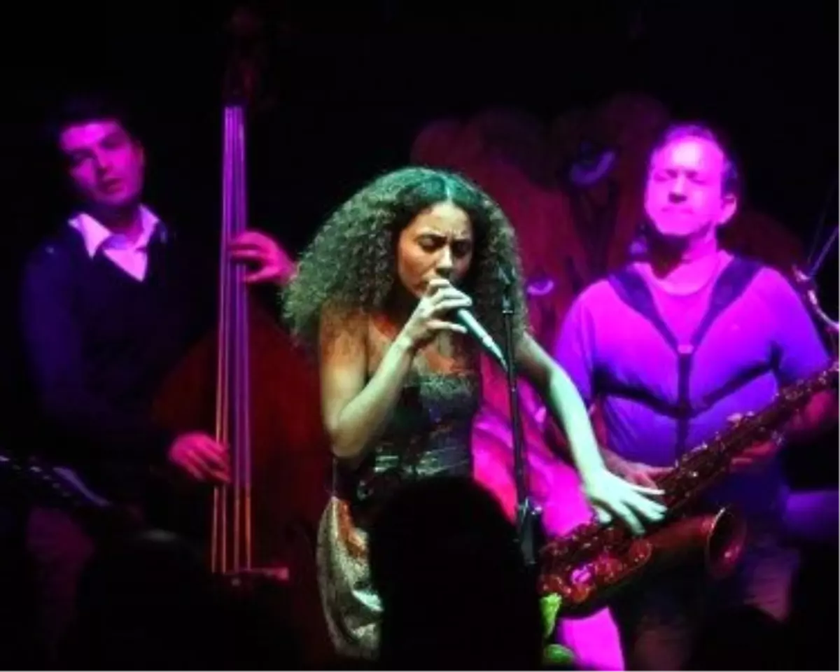 "Kampüste Caz" İle Anadolu\'yu Dolaşıyor