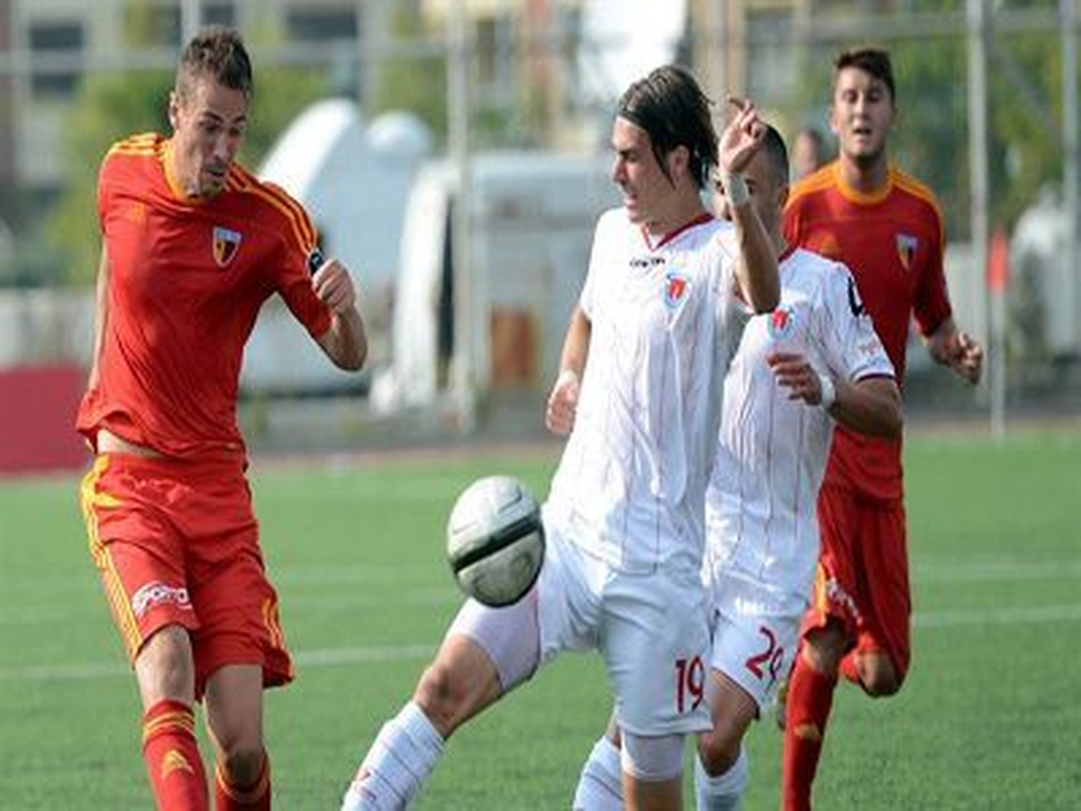 Kayserispor\'da Şaşırtan Kupa Yenilgisine Öfke