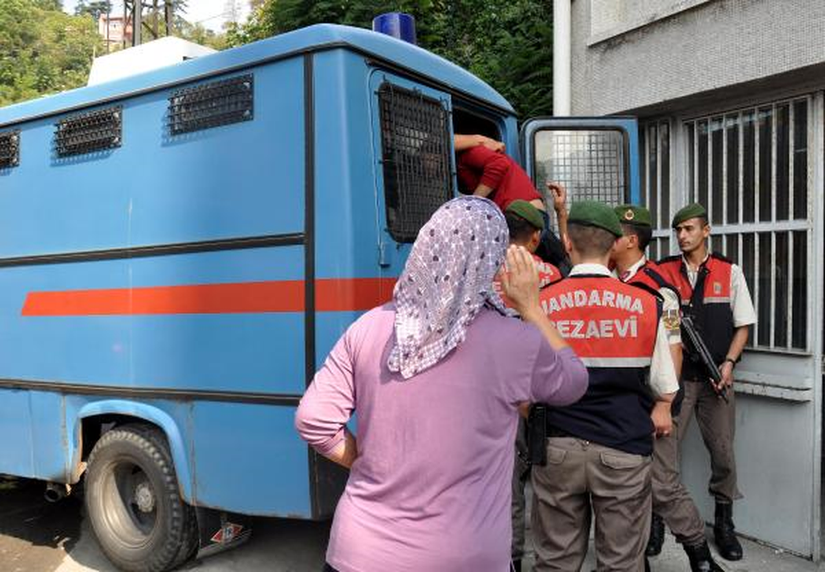"Liseyi Yeni Bitirdim, Okumak İstiyorum" Dedi Ama Tahliye Olamadı