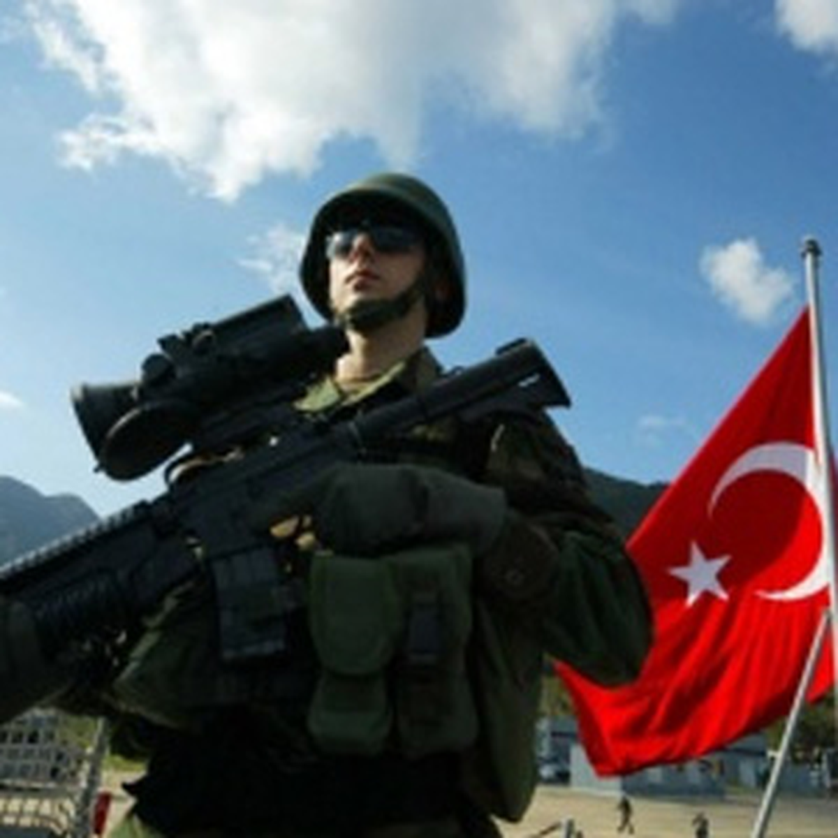 "Türkiye, \'Bize Bulaşma\' Mesajı Veriyor"