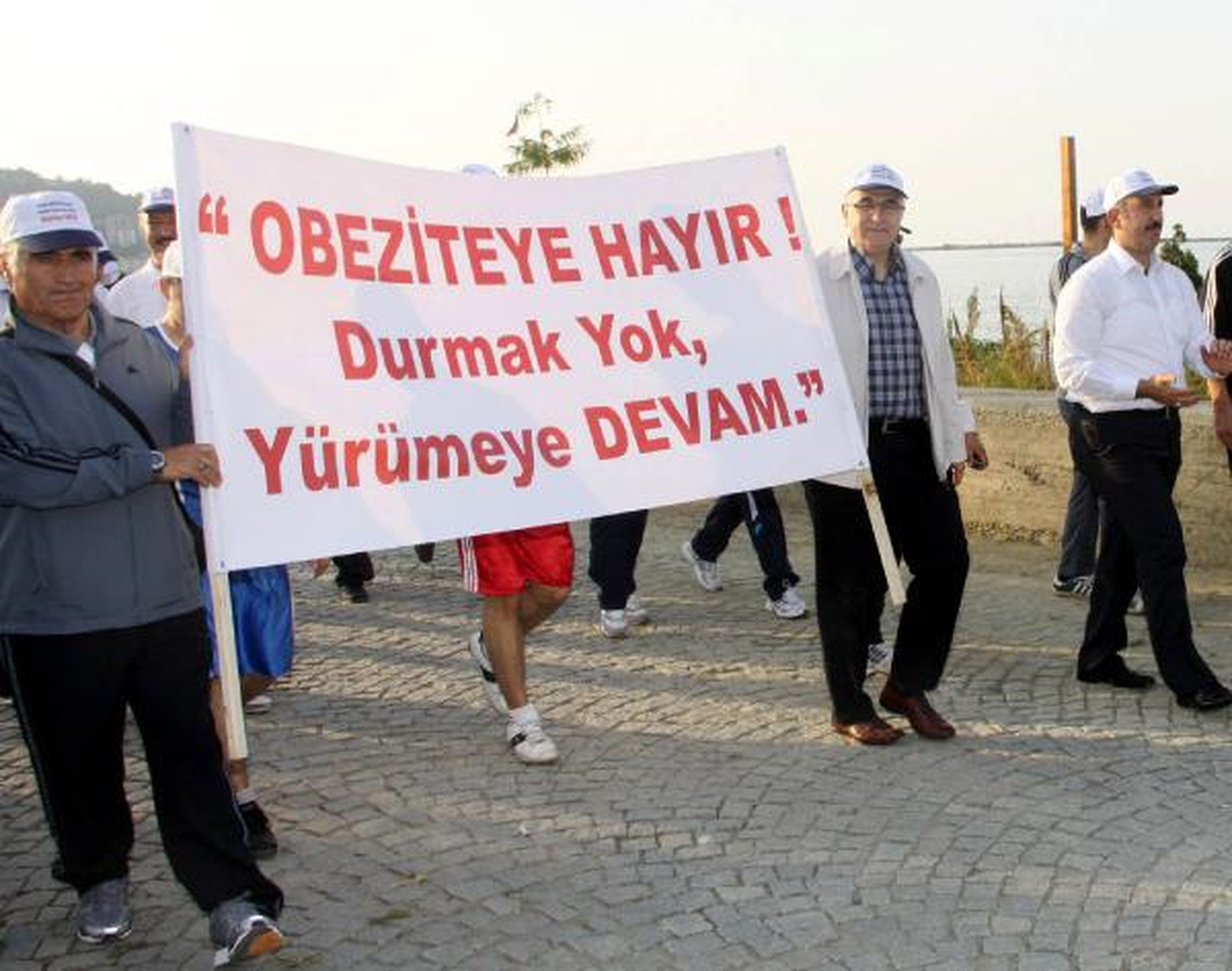 Rize\'de Sağlıklı Yaşam Yürüyüşü