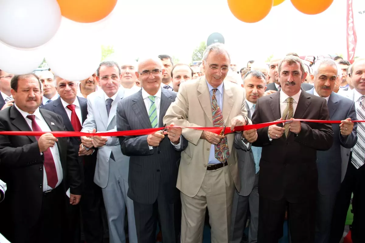 Samsun Tarım Hayvancılık ve Zirai Donatım Fuarı Açıldı