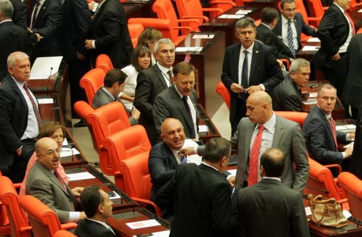 Suriye Tezkeresi Görüşülmeye Başladı
