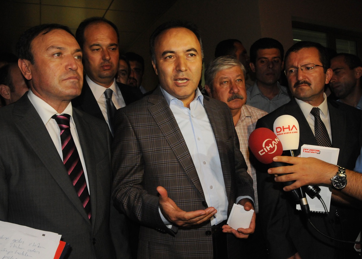 Vali Altıparmak: "Terör Şüphesi Yok, Olay Asayiş Vakası"