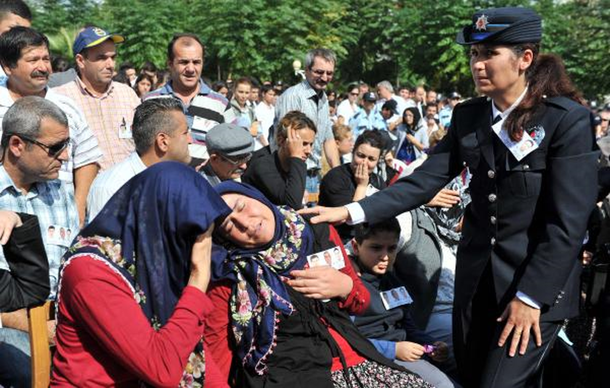 3 Polisi Şehit Ettikten Sonra Vurulan Şizofrenin Babası.
