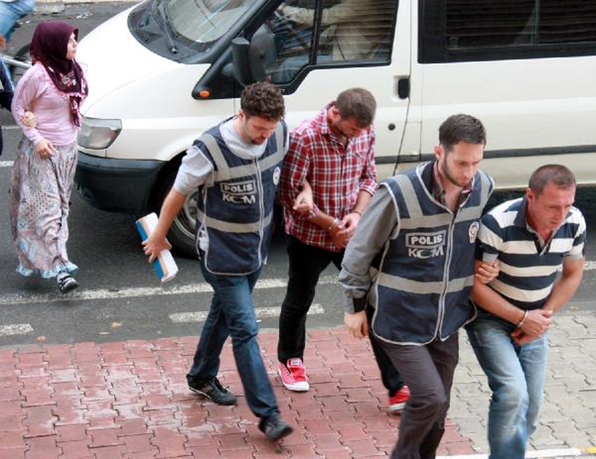 40 Kilo Esrarla Yakalandılar İçiciyiz Dediler