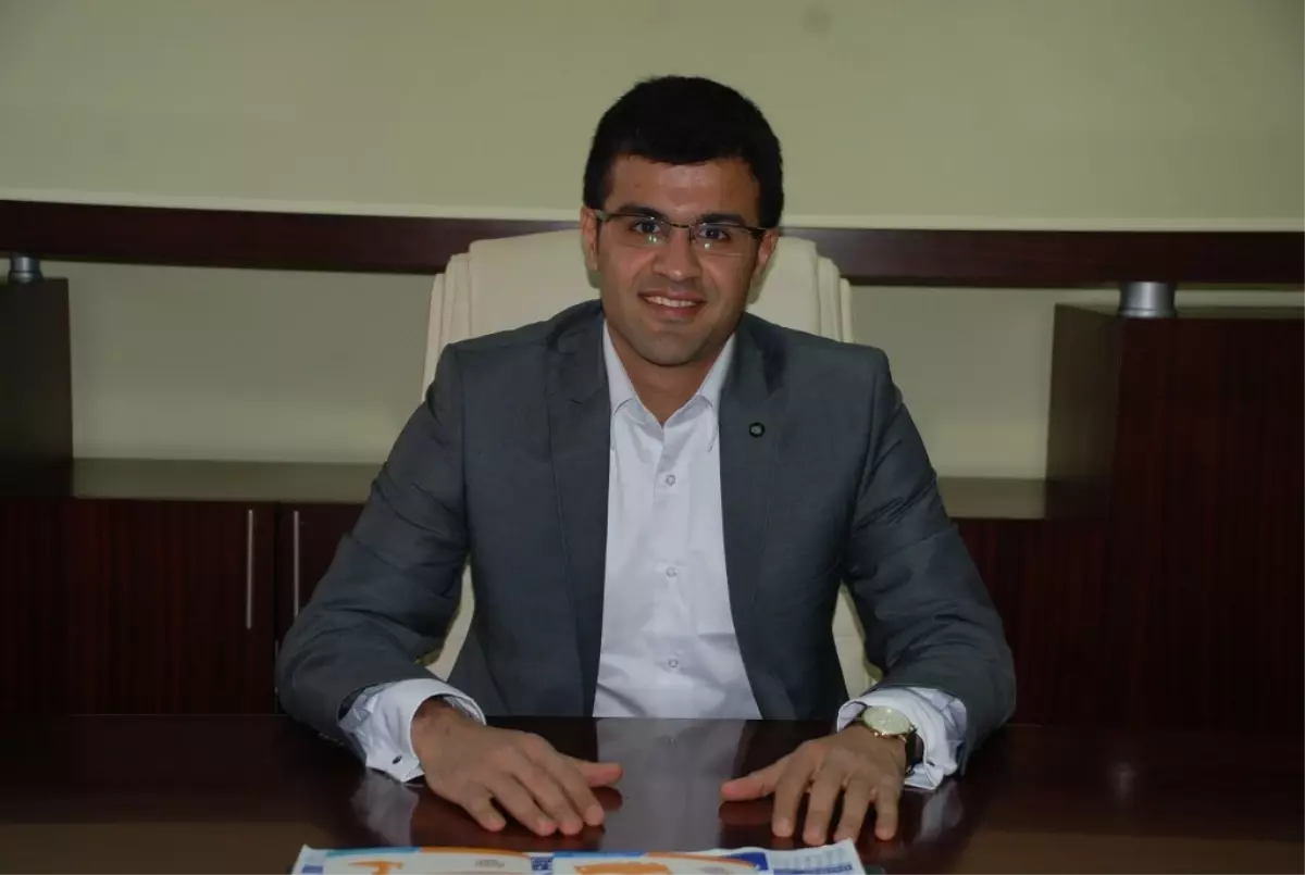AK Parti İzmir İl Gençlik Kolları Başkanı Bilal Kırkpınar, Gençlik Kolları Eski Başkanı ve Mevcut...