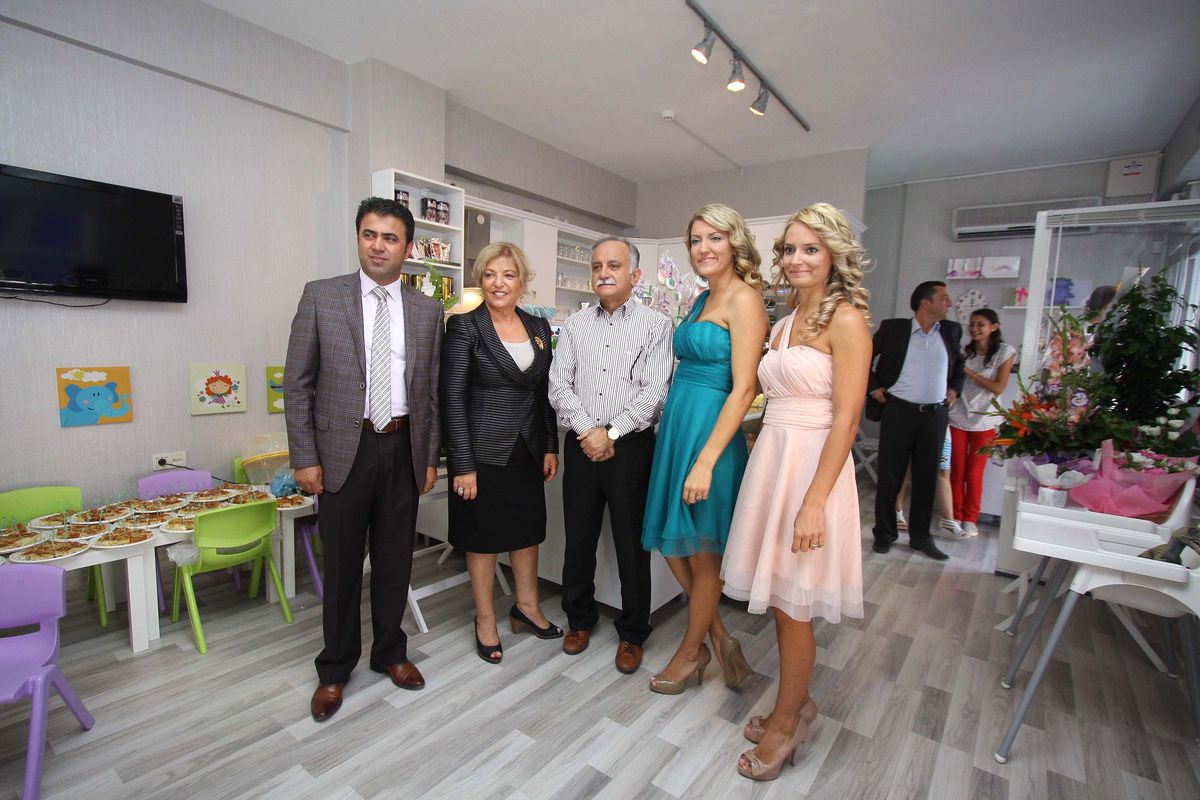 Bayraklı Kadın Girişimcilere Ev Sahipliği Yapıyor