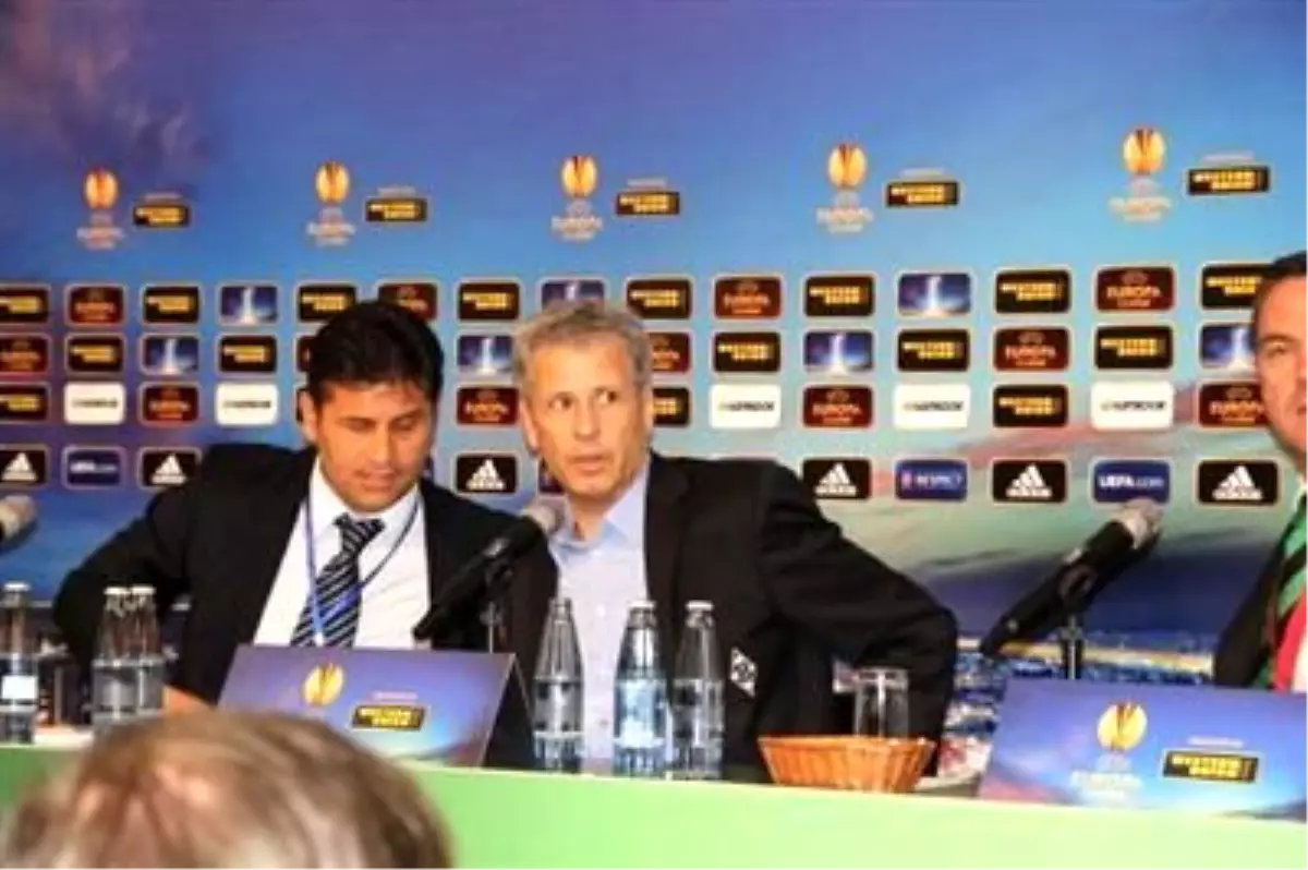 Aykut Kocaman Basın Toplantısı Düzenledi