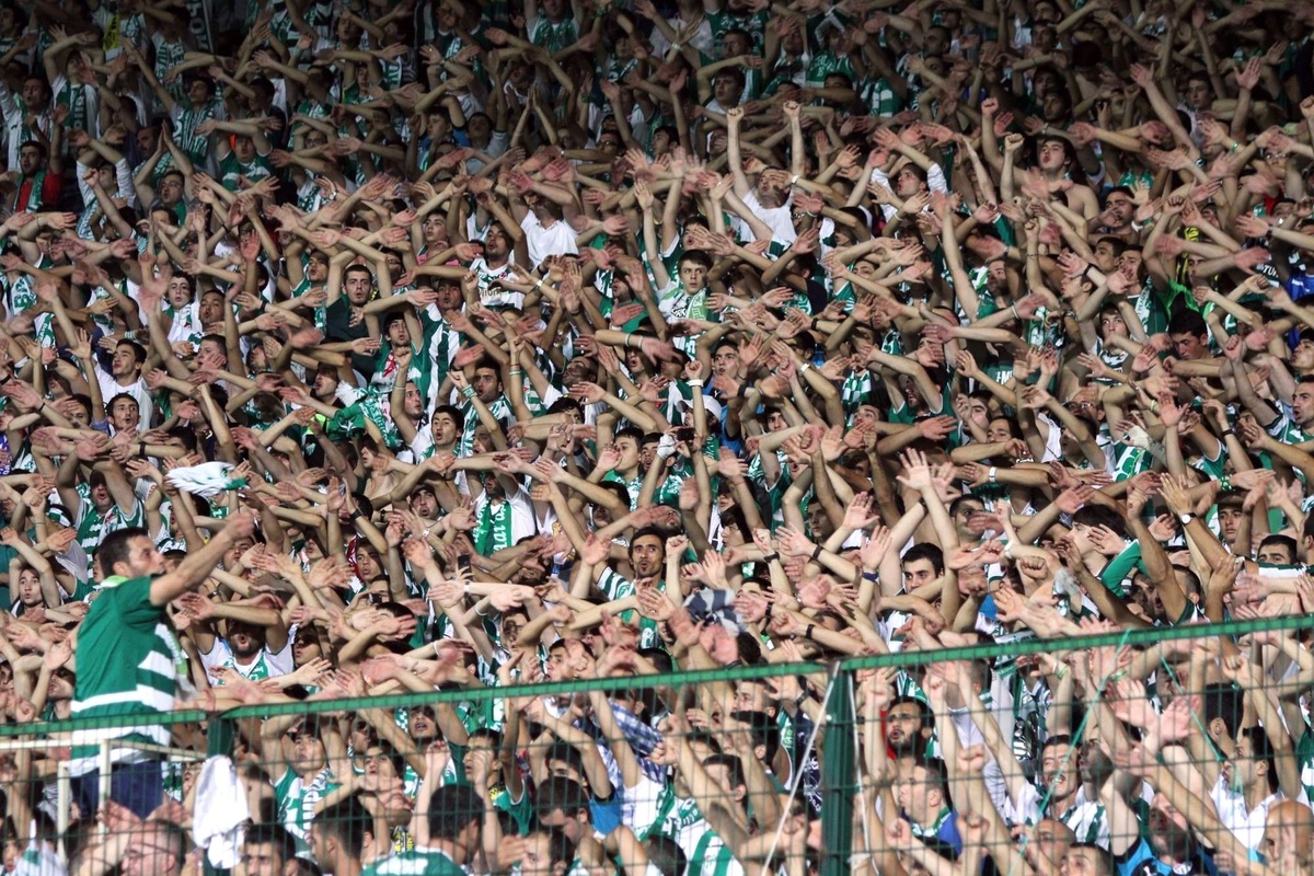 Bursaspor Taraftarlarından Cezaya Tepki