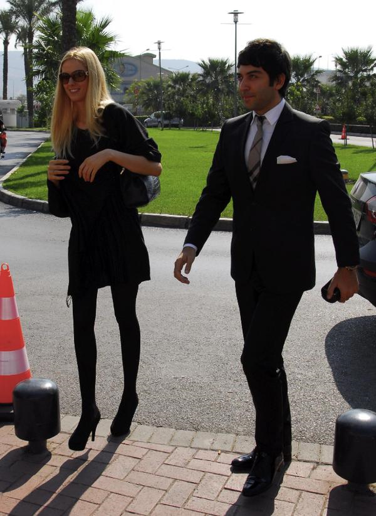\'Caroline\' İzmir\'i Karıştırdı