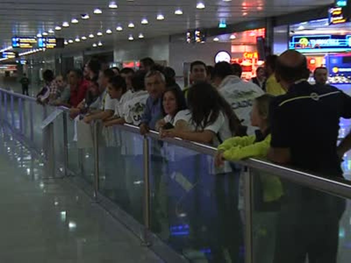 Fenerbahçe Yurda Döndü