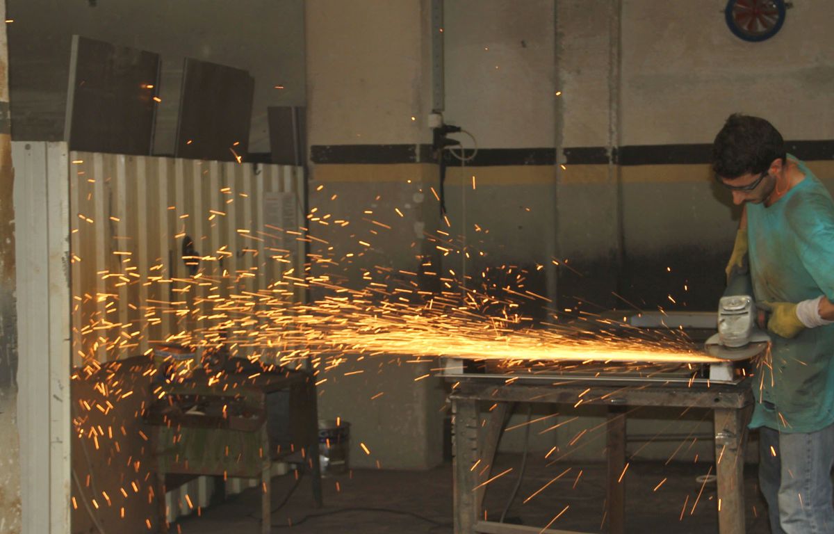 Hisar, "İnsan İnsiyatifi" Olmayan Kapı Üretiyor