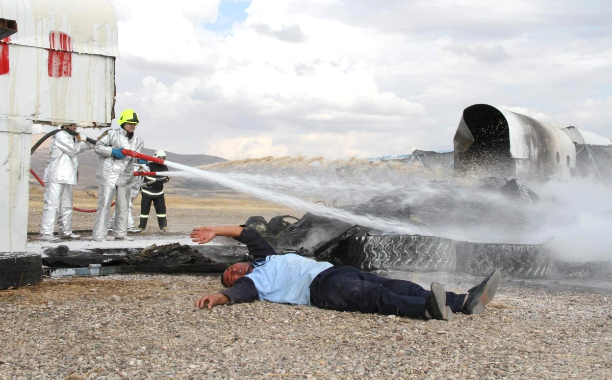 Kapadokya Havalimanı\'nda Yangın Tatbikatı